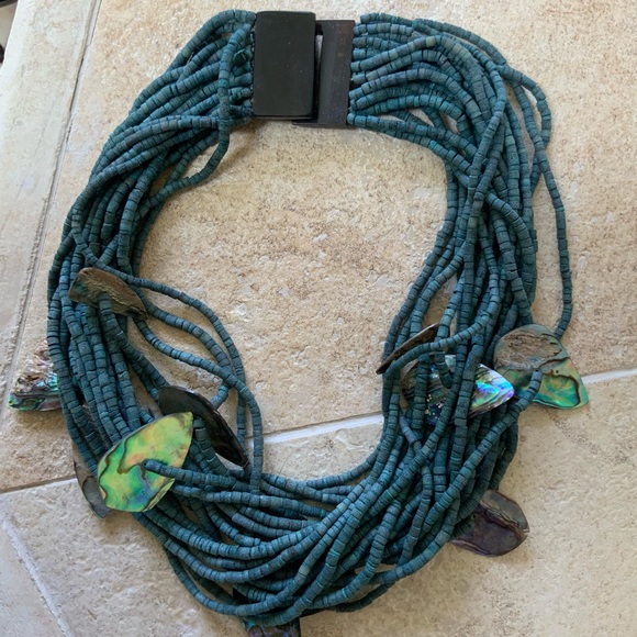 Shells multi strand necklace - Picture 1 of 2